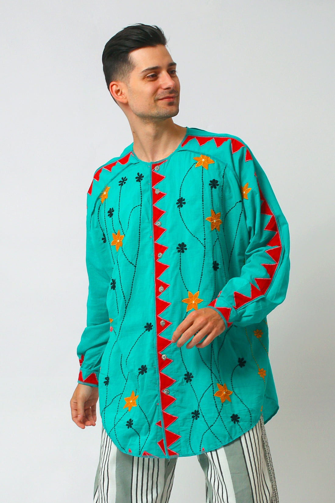 Lany - Cotton Voile Applique Unisex Shirt (7342386708676)